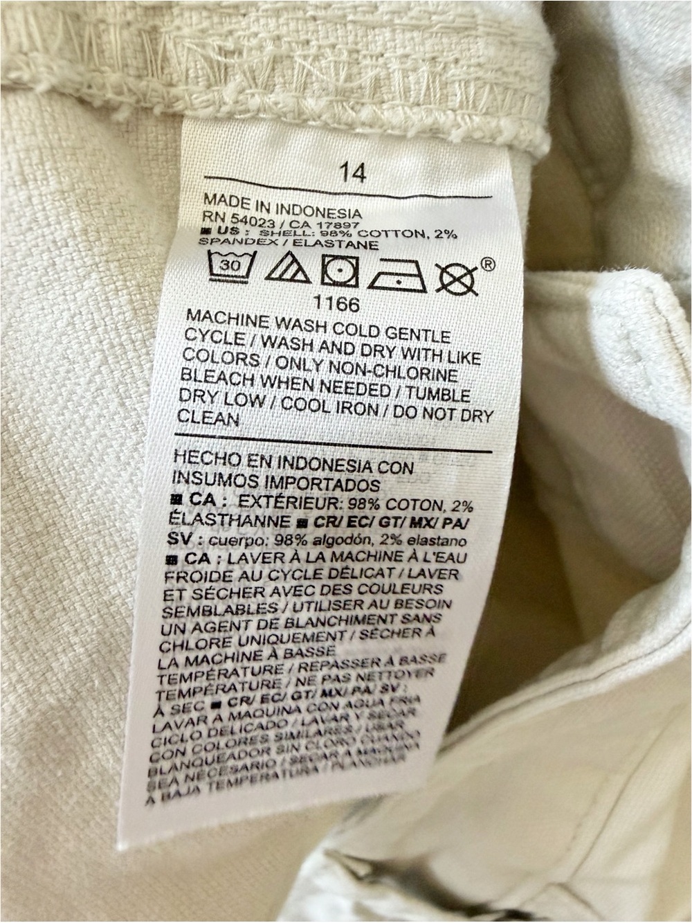 Old Navy High-Waisted Canvas Barrel Ankle Pants Size 14 - Picture 9 of 11
